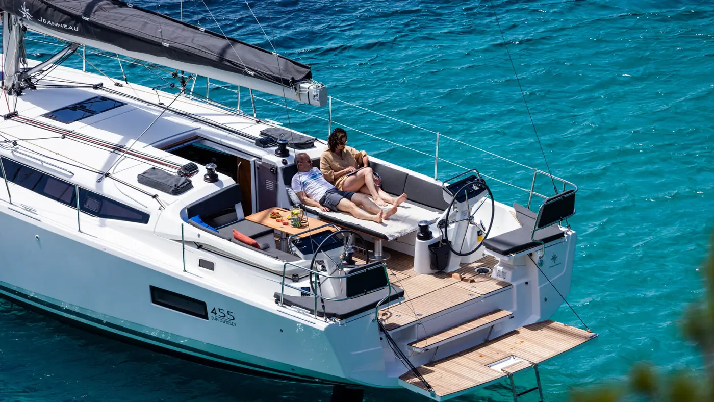 An Elegant, Functional Exterior