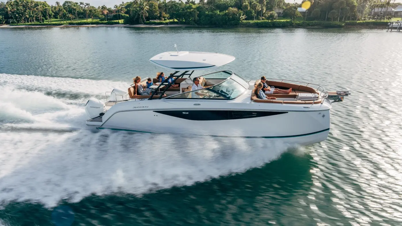 TH33 │ TH of 10m │ Boat Moteurs Jeanneau 32255