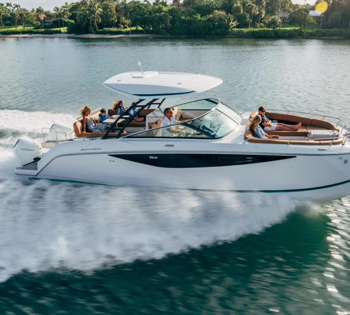 Jeanneau TH33