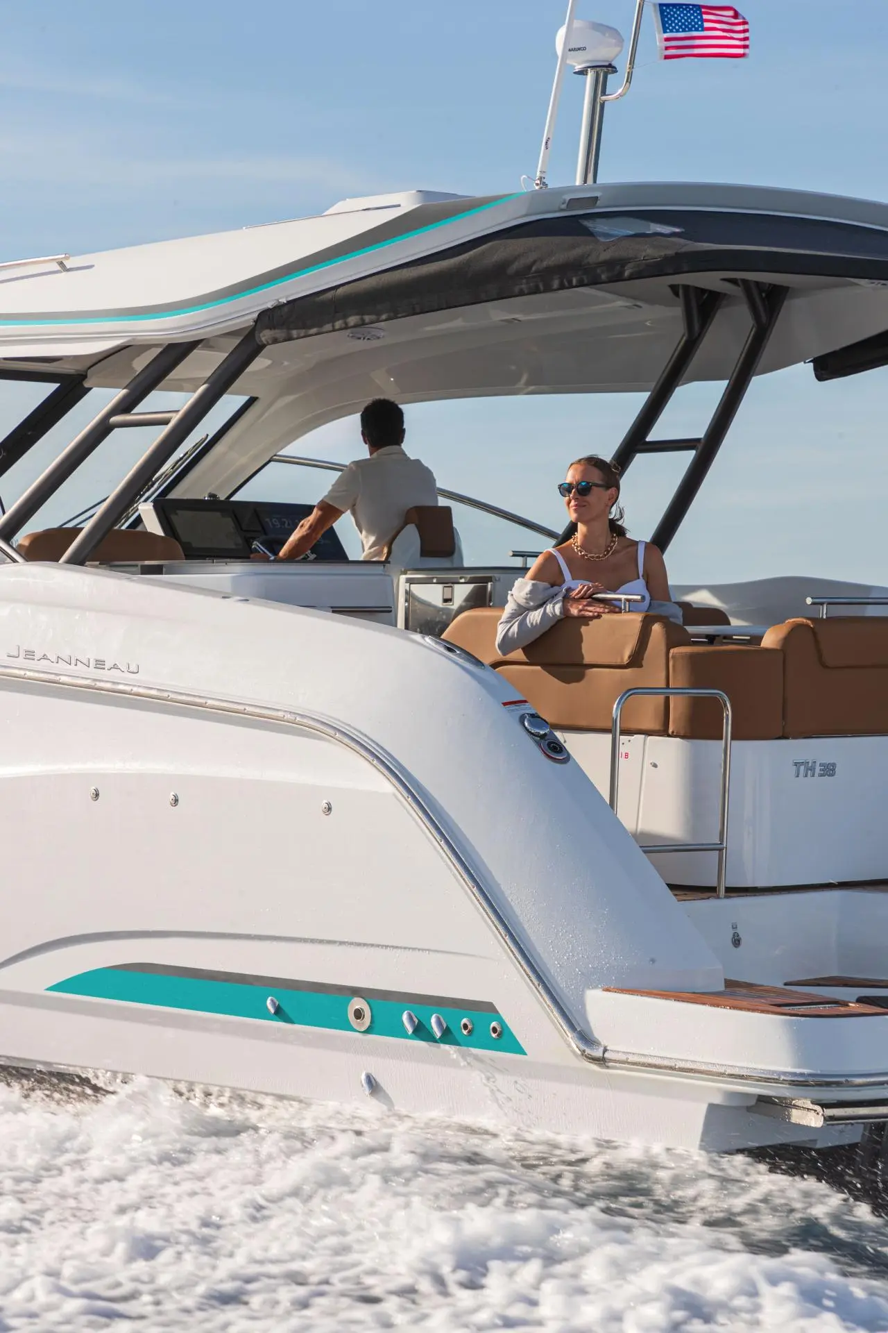 TH38 │ TH of 12m │ Boat Moteurs Jeanneau 31848