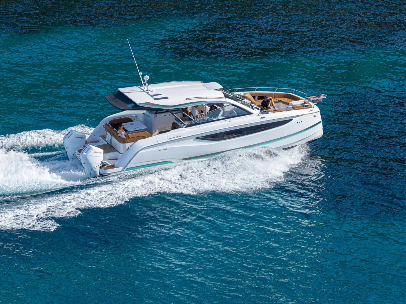 TH38 │ TH of 12m │ Boat Moteurs Jeanneau 31853