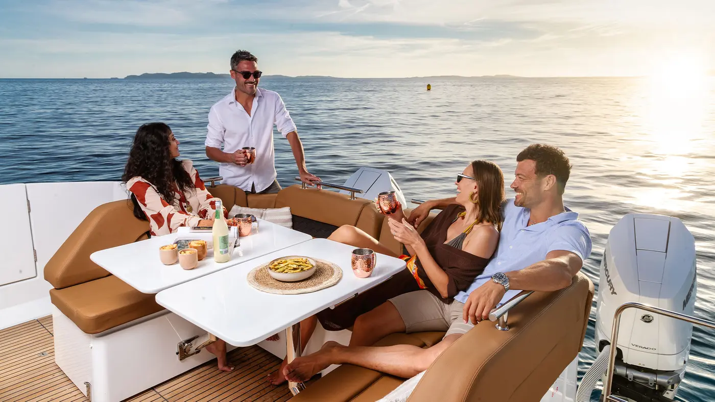 Generous, modular exterior living spaces