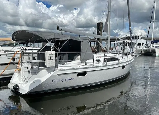 A Catalina 355 photographed for listing