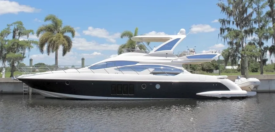 2012 Azimut 64