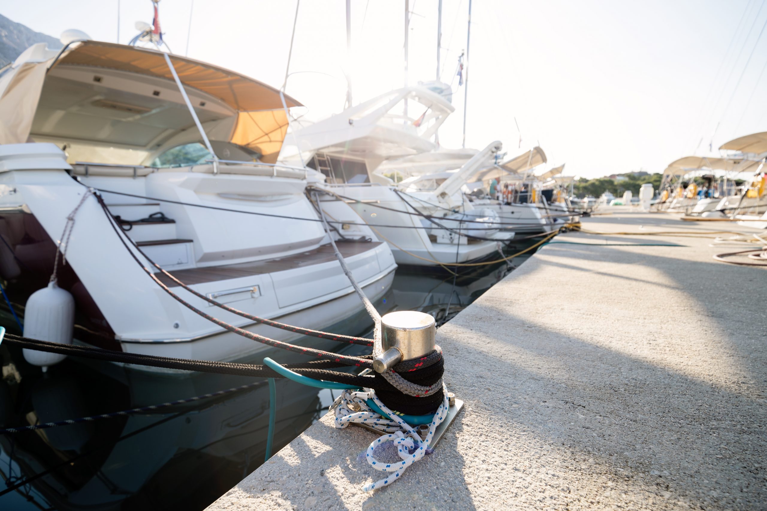 Why Should You Use a Yacht Broker When Buying or Selling Your Yacht?